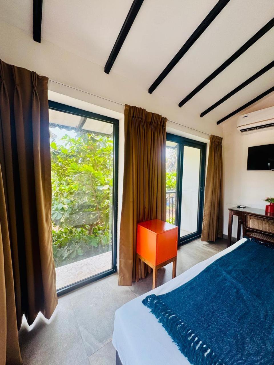 Half Hotel, 卡兰古特 外观 照片